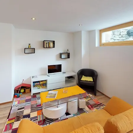 Chasa Samalgors Tschlin