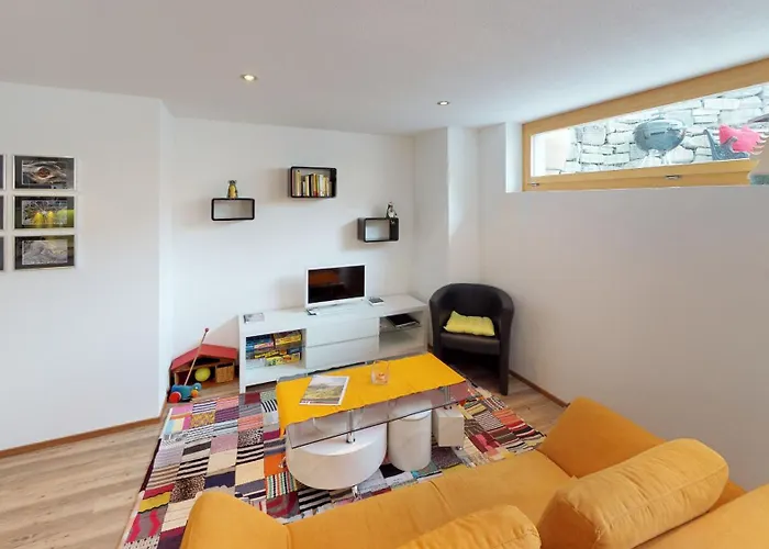 Chasa Samalgors Tschlin